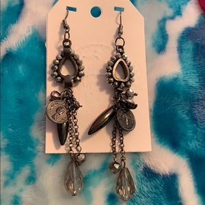 NWT beautiful dangling  boho earrings